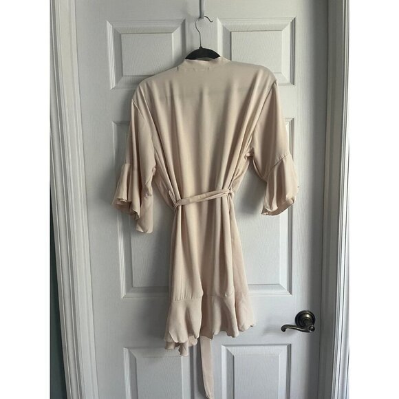 Sister of Groom Robe - Picture 3 of 4